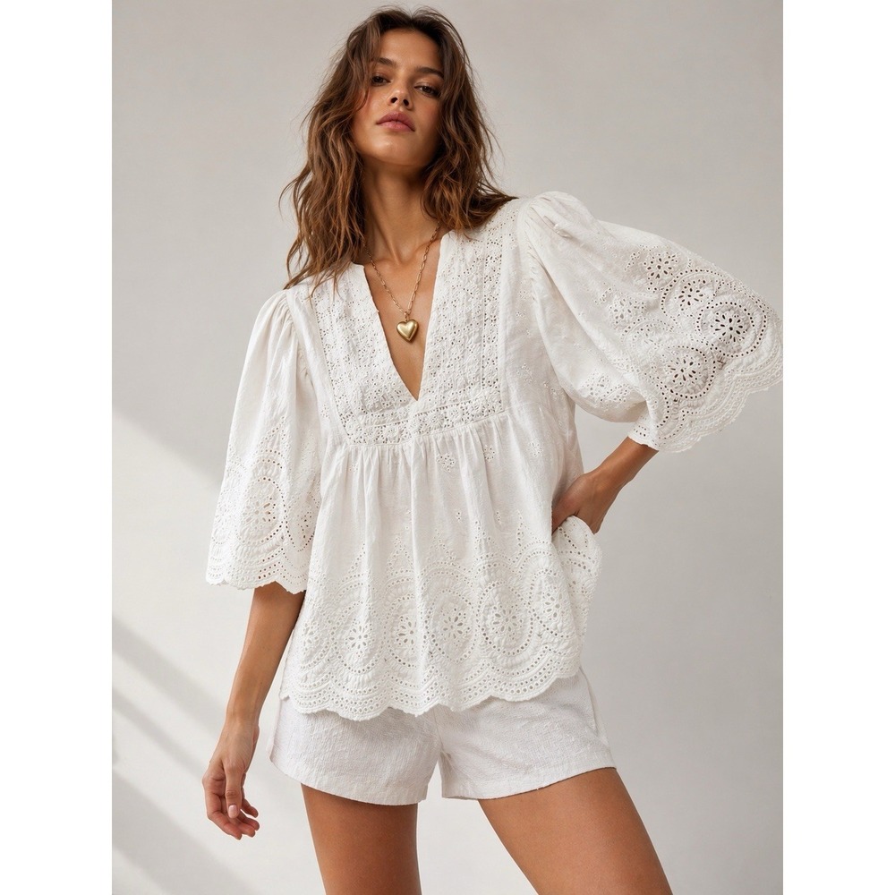 Bell by Alice Bell Eyelet Blouse White Boho Cotton Scallop Top M Costal. $345